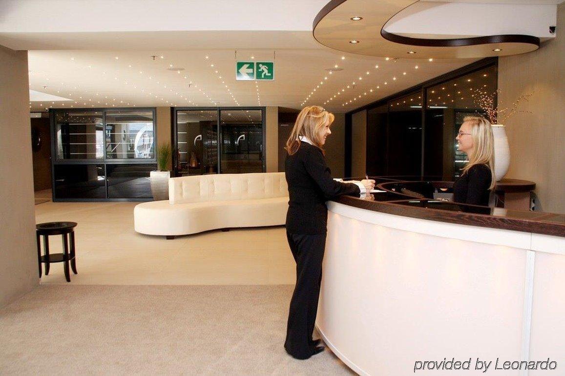 Aquarius Luxury Suites Bloubergstrand Buitenkant foto