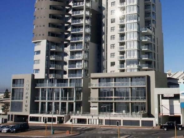 Aquarius Luxury Suites Bloubergstrand Buitenkant foto